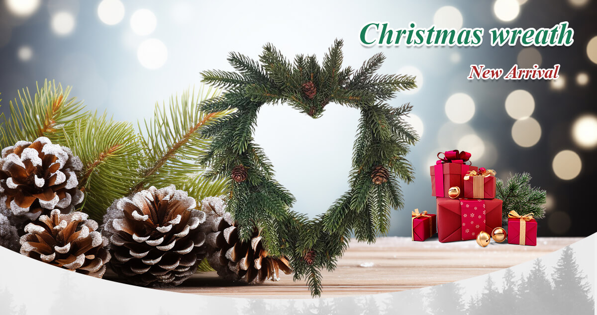 Рождественский венок в форме сердца