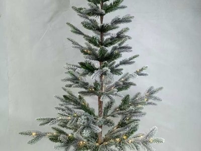 De la tradition à demain : l'évolution de la décoration de Noël dans les foyers et les commerces du monde entier