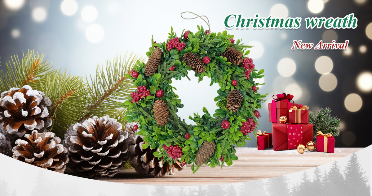 Венки на окнах снаружи Венки на окнах снаружи