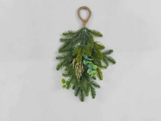 Global Christmas Décor Trends and Why Christmas Queen Continues to Lead the Market