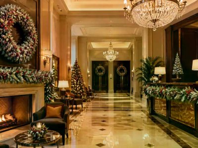 Keep Hotel Christmas Décor Consistent Worldwide