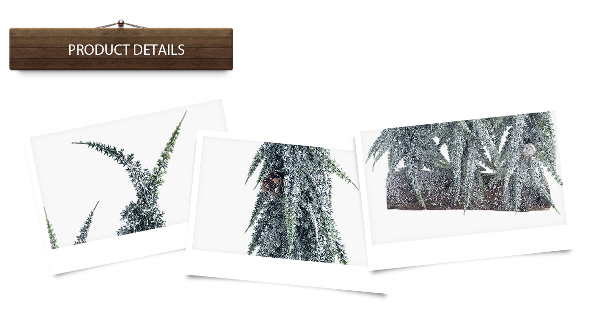 Маленькая украшенная рождественская елка Маленькая украшенная рождественская елка