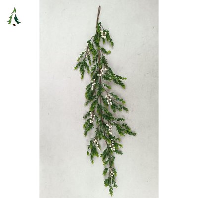 Рождественская гирлянда на дверь