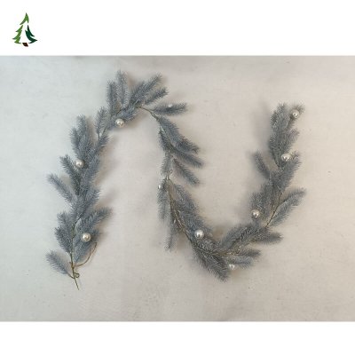 Guirnalda de cuentas de plata